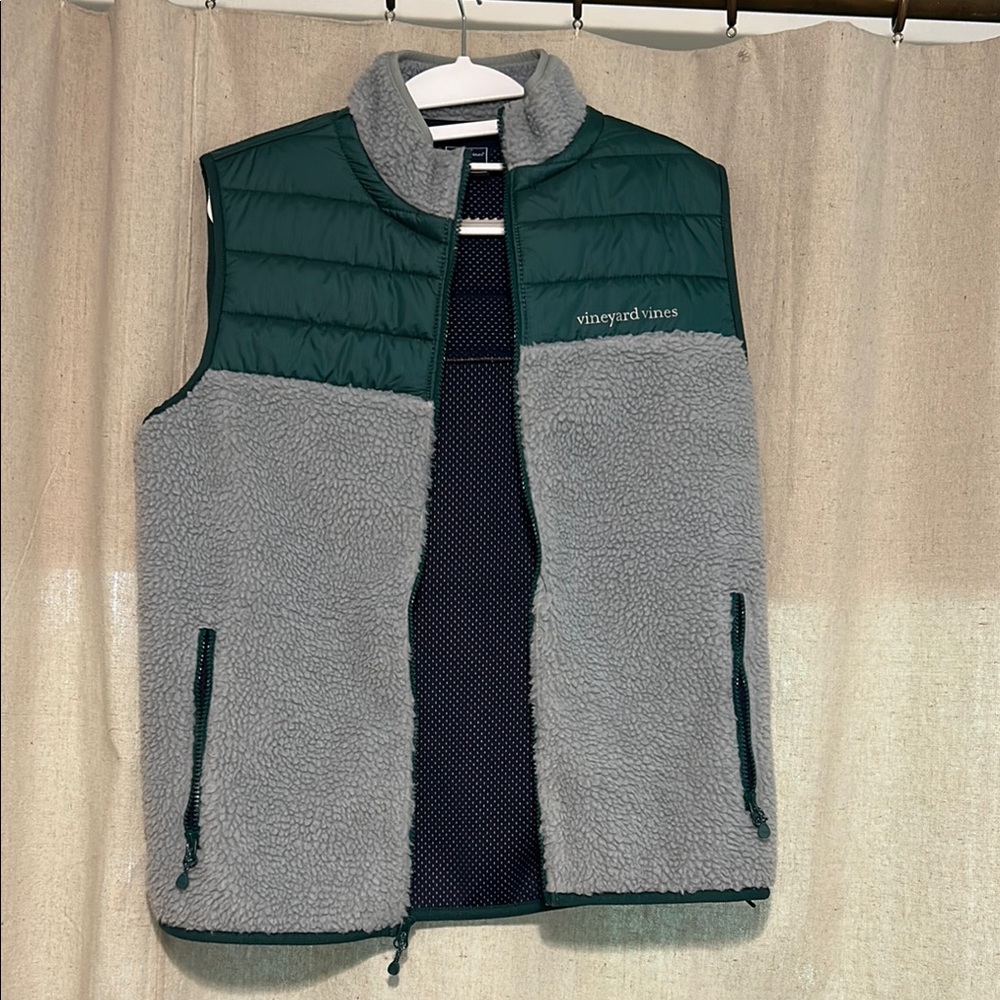 Men's vineyard vines Green and Gray Fleece Vest